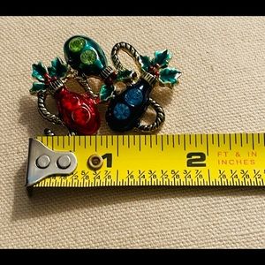 Vintage Christmas Brooch
